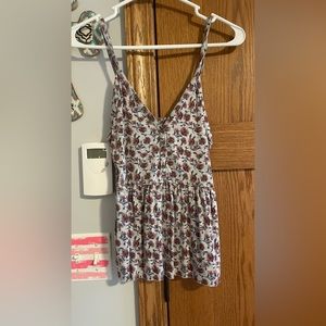 American eagle, floral, v-neck tank top